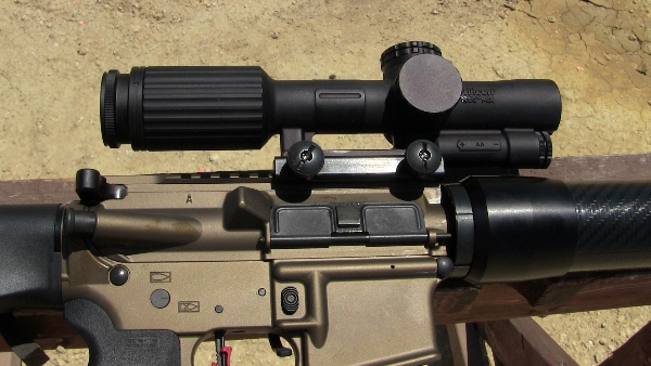 3-gun-rig-with-Trijicon-VCOG-closeup.jpg