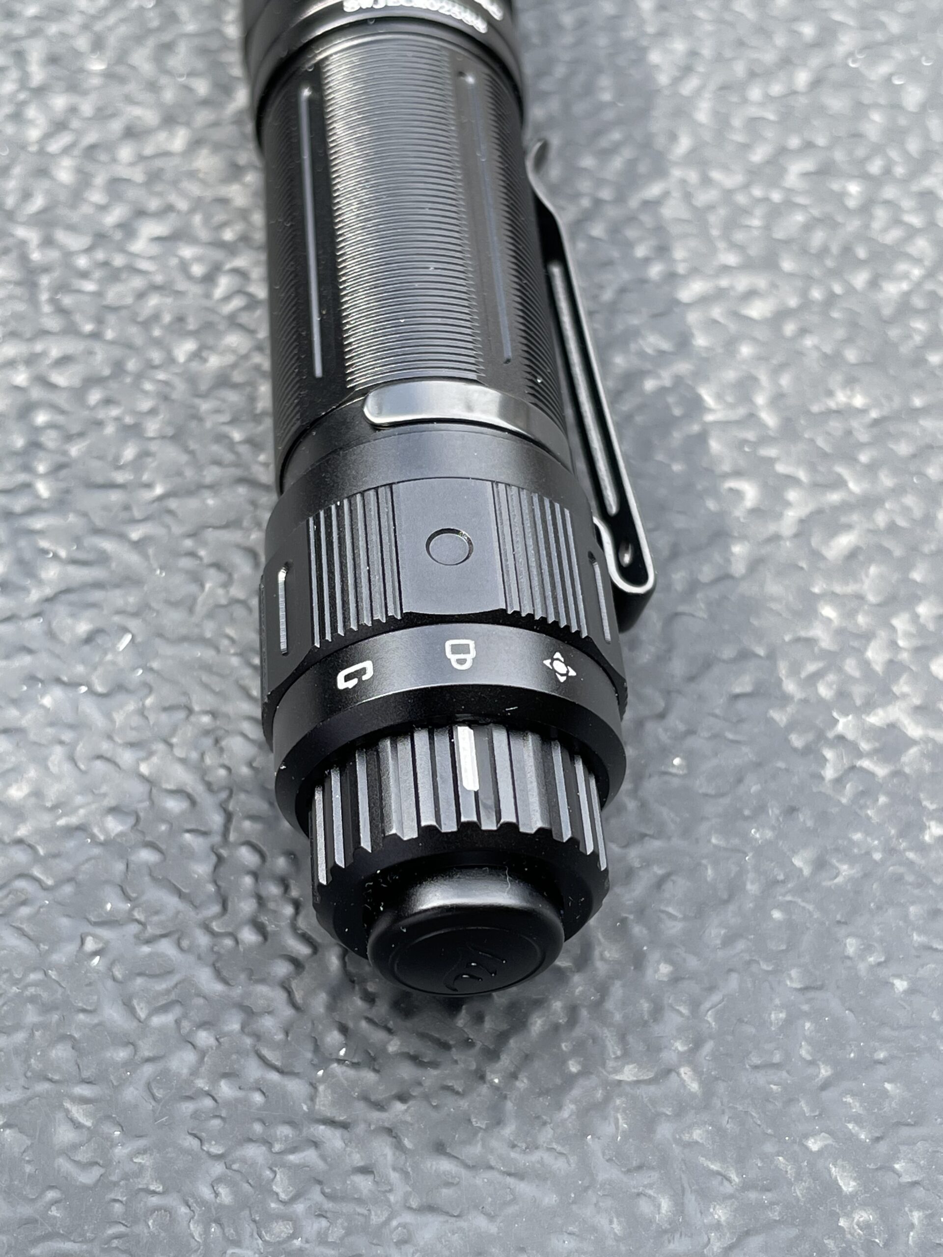 Fenix PD36 TAC Mechanical Tactical Flashlight Review