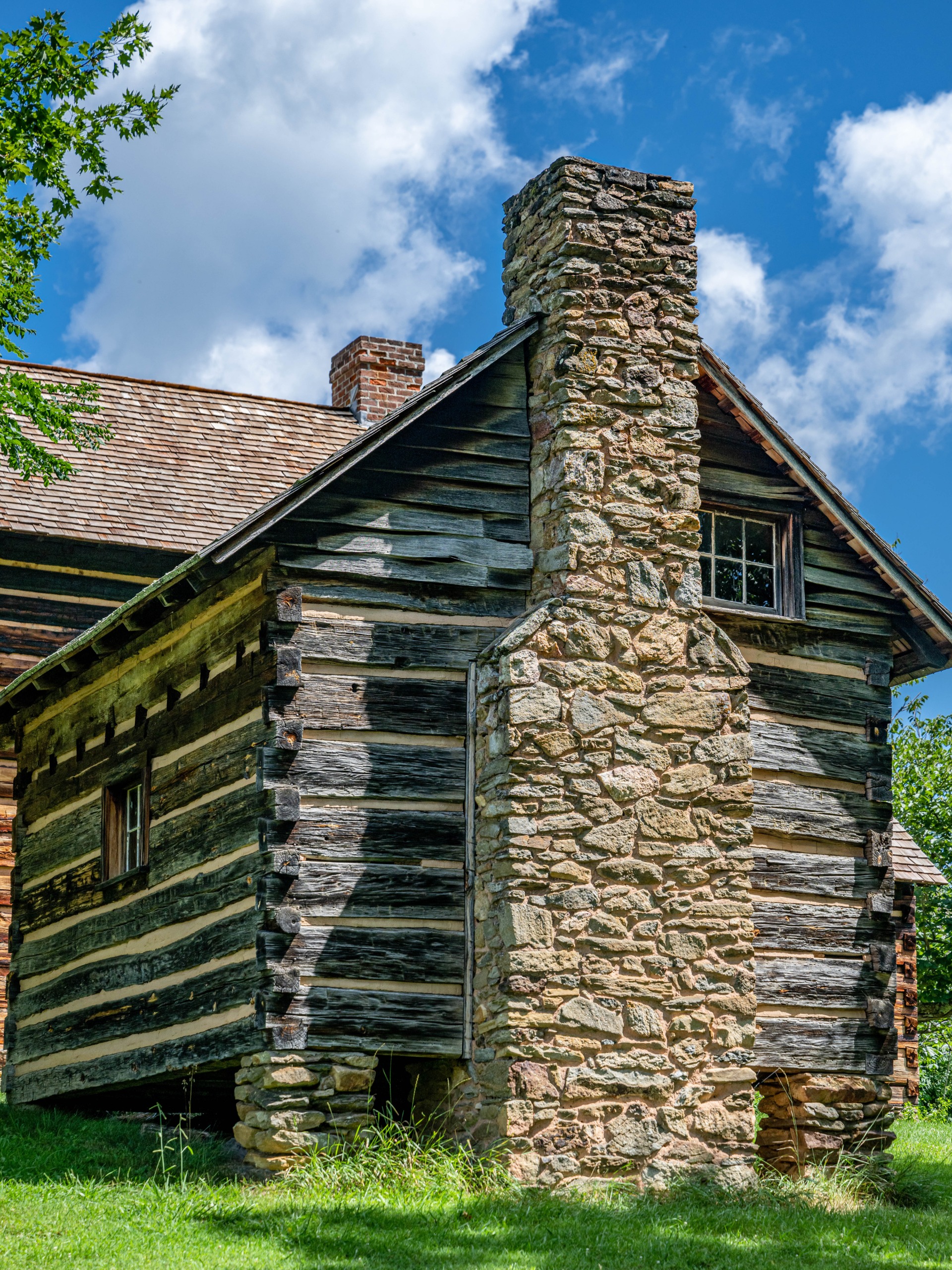 Reasons Gun Owners Invest in a Hunting Cabin